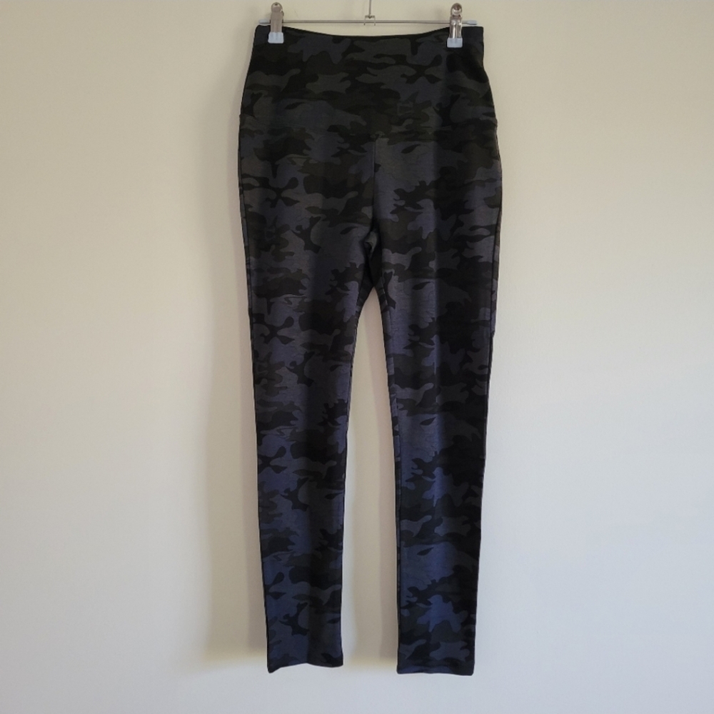 Rachel Zoe Black‎ Camo High-Rise Active Leggings Gym Cozy Comfy M